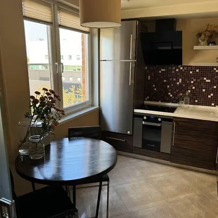 Maison De Couple 122 *